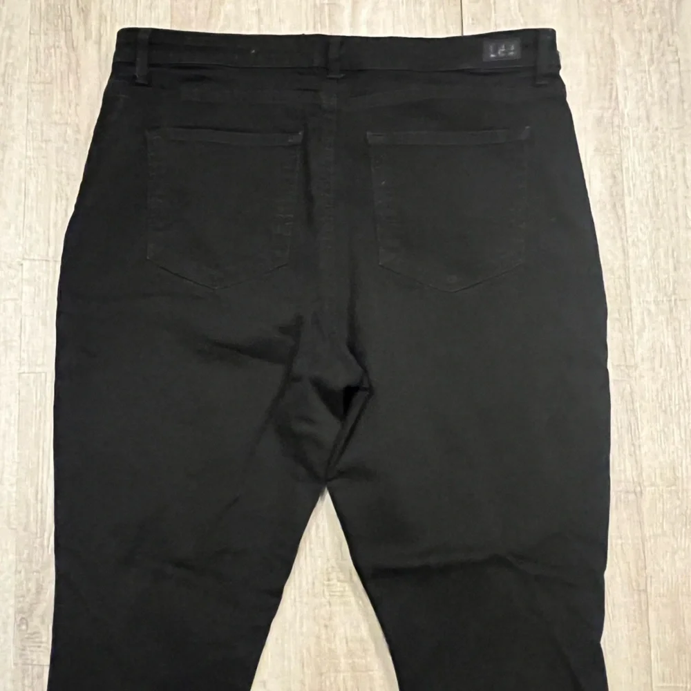 Lee Sculpting Slim Fit Skinny Leg Black Denim Jeans 16 Mid Rise - Picture 12 of 14